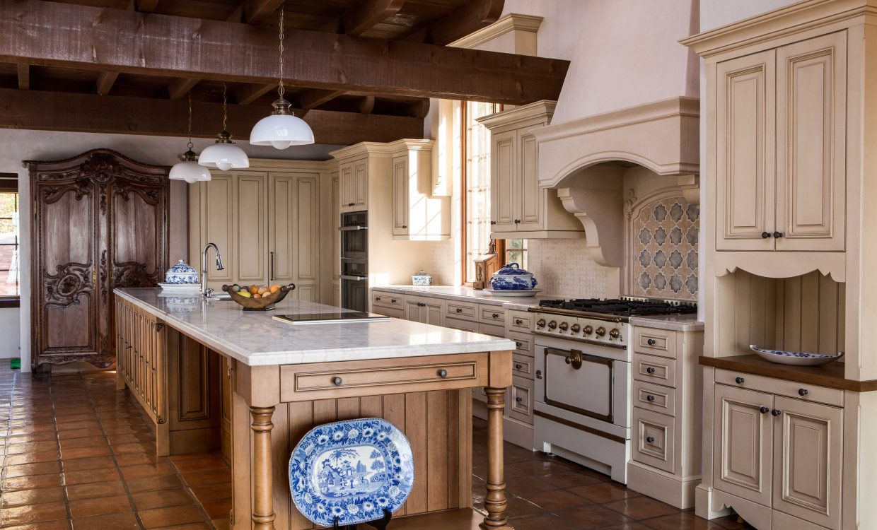 traditional french kitchen design idea